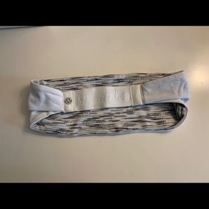 Lulu lemon head band